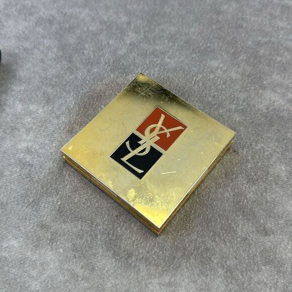 YSL Vintage Blushing Powder Makeup Gold Compact 0.2oz - Picture 5 of 5